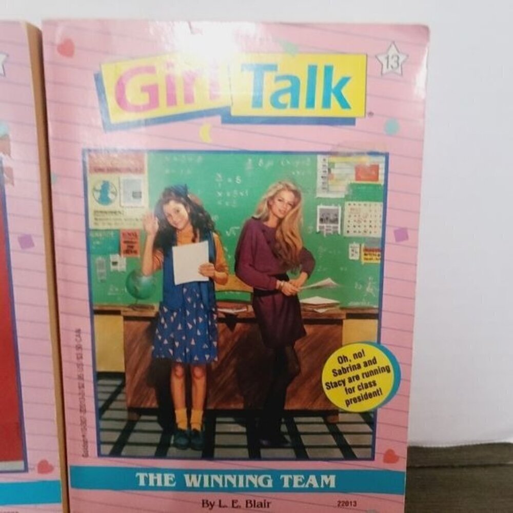 Vintage 90s Girl Talk By L.E. Blair Book Lot - Picture 5 of 10